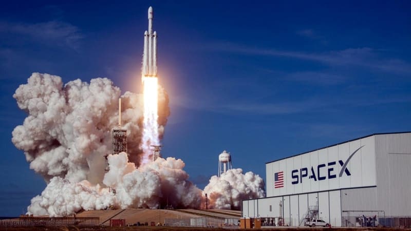 Sự khác biệt của biểu tượng SpaceX trong ngành công nghiệp vũ trụ