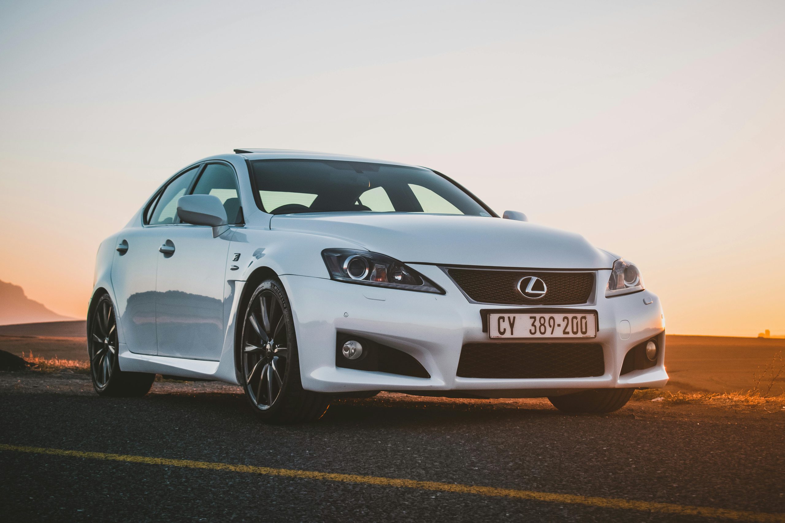 Tầm ảnh hưởng của logo Lexus trong ngành công nghiệp ô tô